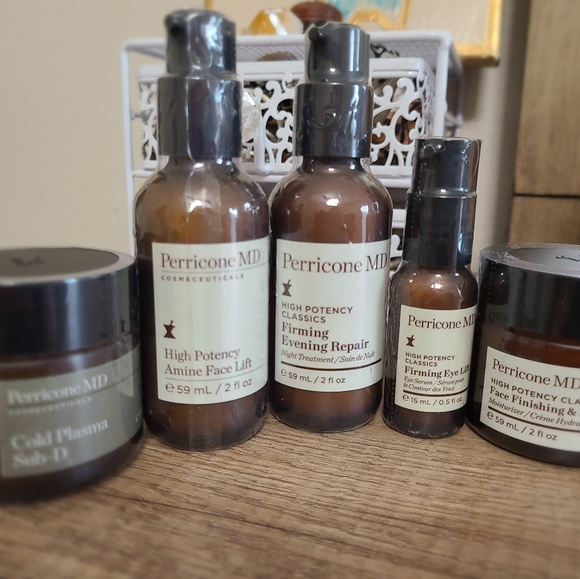 Cold Plasma 5-Piece Anti-Aging Skin Care Kit - Picture 2 of 7